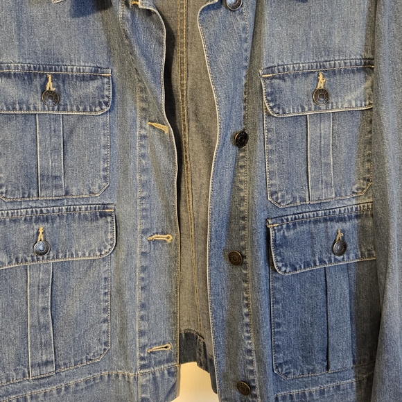 Chaps.  DENIM Jacket.       172 - Picture 2 of 5